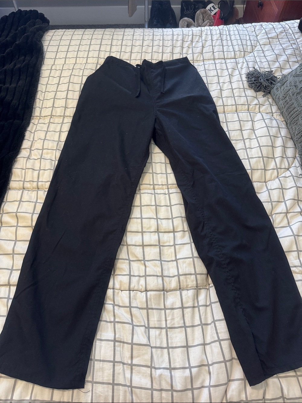 Women's Black scrub pants with draw string and two back pockets